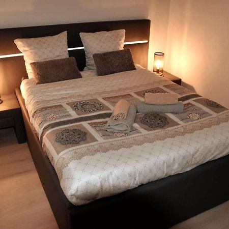 Bel Appartement Situe Quartier Louvre-Bollaert Lens Bagian luar foto