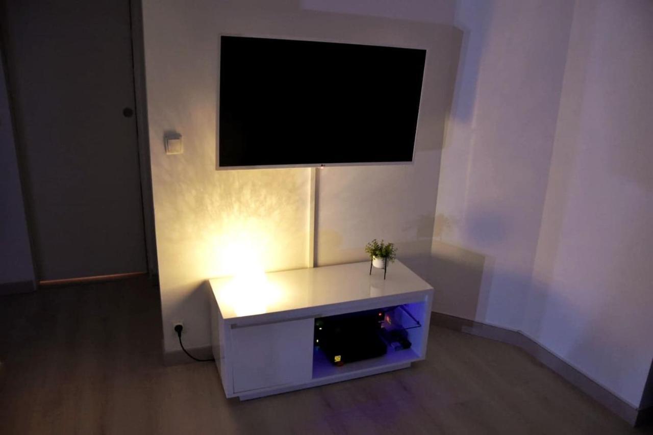 Bel Appartement Situe Quartier Louvre-Bollaert Lens Bagian luar foto